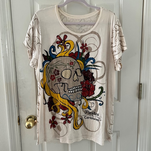 Disney Pirates of the Caribbean T-shirt (women's) - Picture 2 of 8